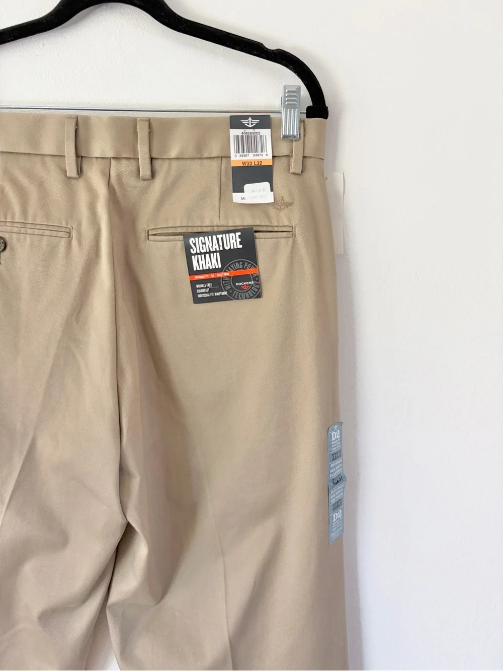 Dockers Signature Khaki Straight Fit Flat Front D2 Wrinkle Free Pants W33xL32